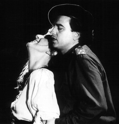 Zachos Terzakis (Don Jos�) mit Valerie Marestin (Carmen)