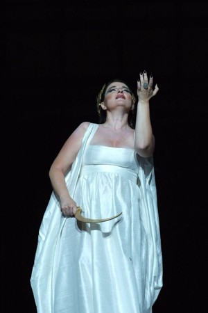 Norma: Dimitra Theodossiou